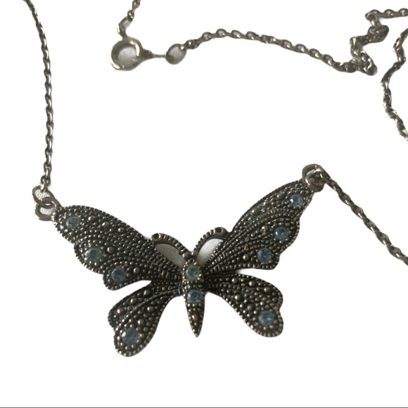 Butterfly Necklace blue crystals - Picture 3 of 10